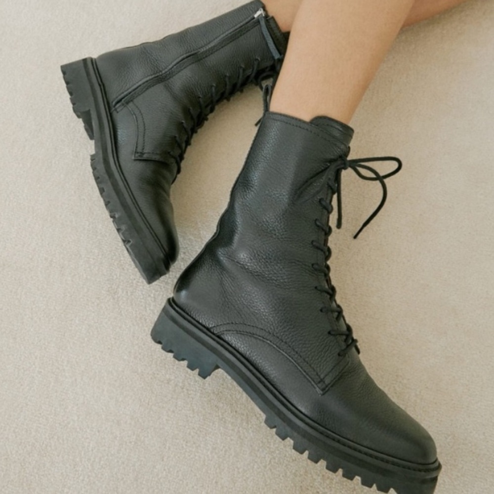 Reformation Katya combat boot 5.5